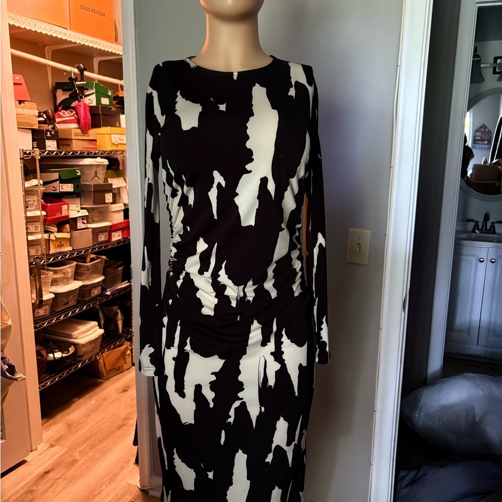 🔥😍❤️Black and White Patterned Dress